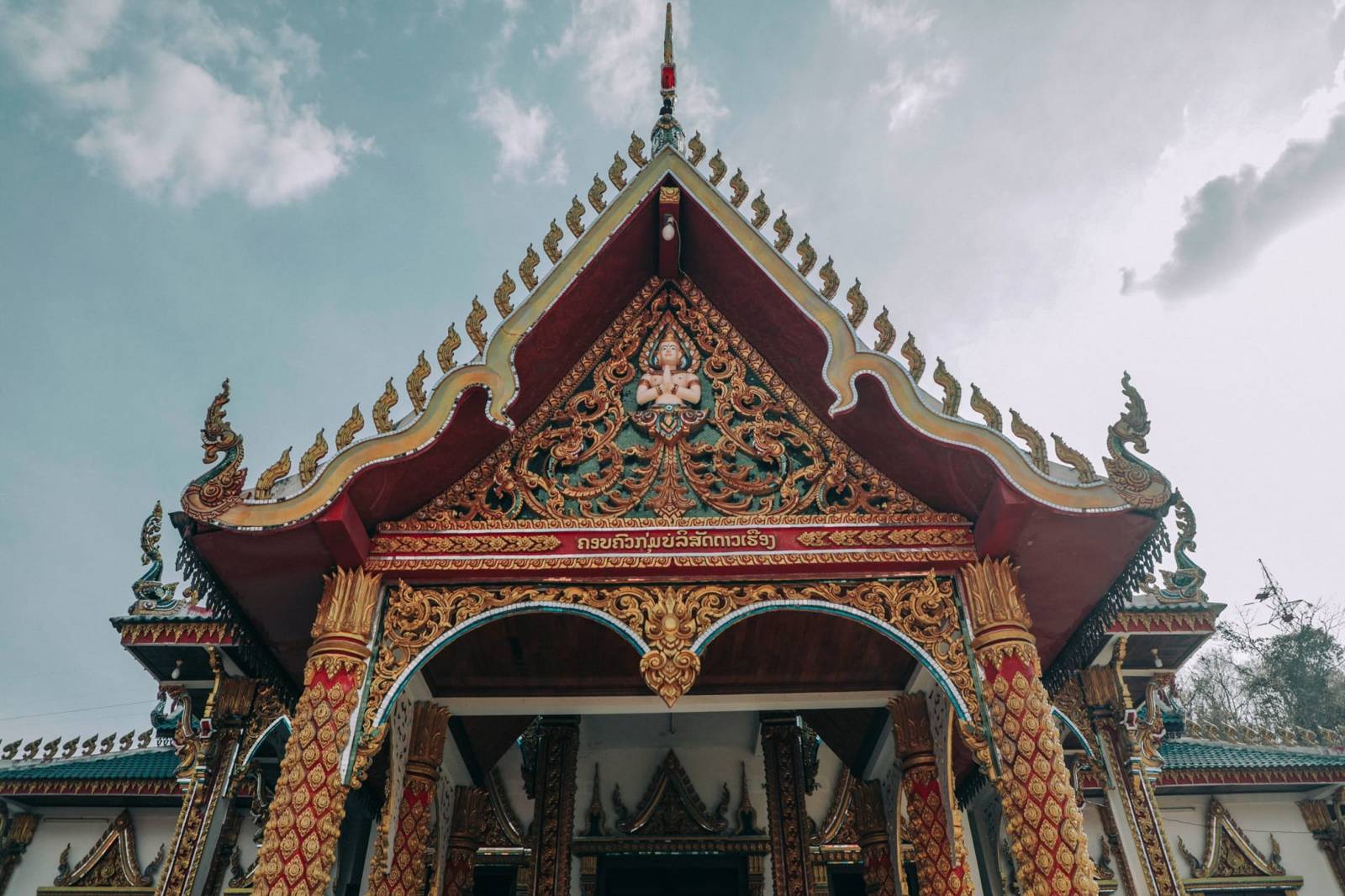 Laos etiquette: the rules, laws and culture backpackers need to know