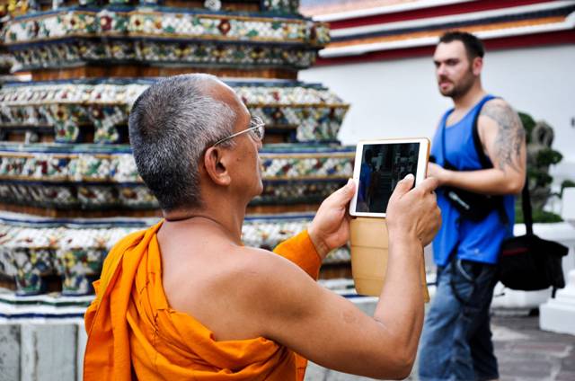 Thailand etiquette: the rules, culture and laws backpackers really need to know