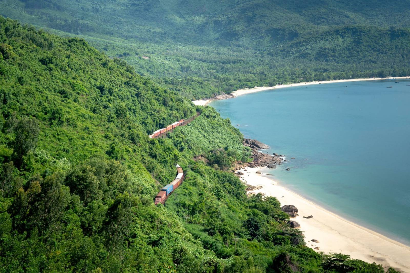 Vietnam itinerary: our backpacking route from north to south in 3, 4 or 6 weeks