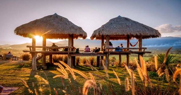 Pai: sunset tour with Yun Lai, Pai Canyon and Two Huts