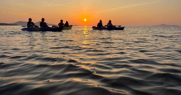 Koh Lanta: sunset and bioluminescent plankton by kayak