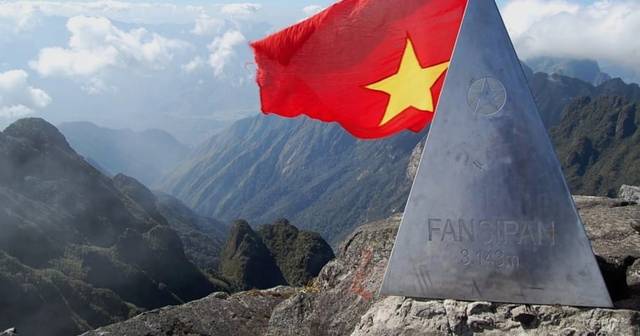 Two day Fansipan trek: the highest peak in Indochina