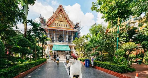 Bangkok: classic bike tour with Co van Kessel