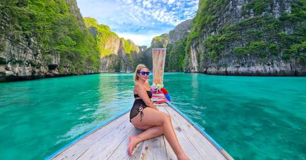 Phi Phi: private longtail trip to Maya Bay, Pileh Lagoon and snorkelling