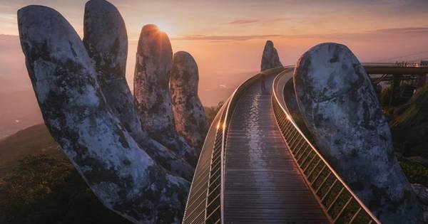 From Da Nang or Hoi An: Golden Bridge and Ba Na Hills full day tour