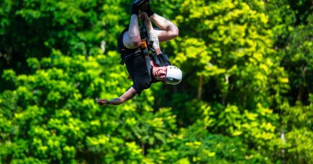 Koh Phangan: sky-high zipline with views over Wang Sai waterfall