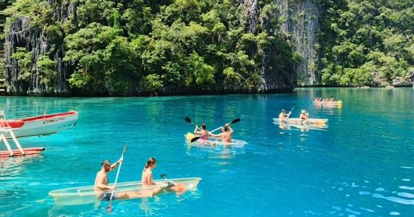 Coron: ultimate tour of 7 destinations with lunch and transfers