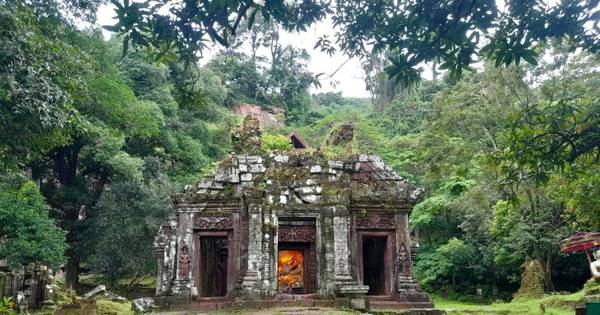 Pakse: waterfalls and temples in southern Laos