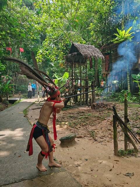 Kota Kinabalu: Mari Mari Cultural Village with guide and lunch